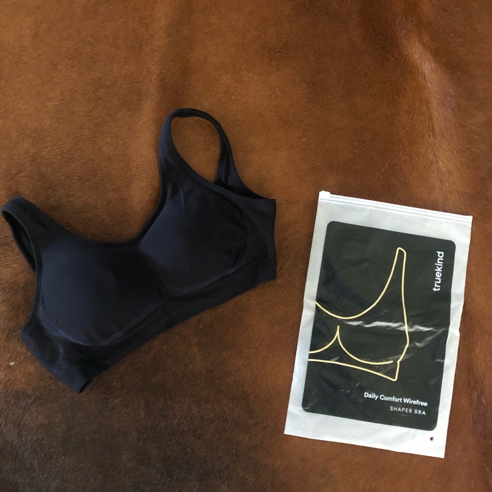 True kind daily comfort wireless bra medium black